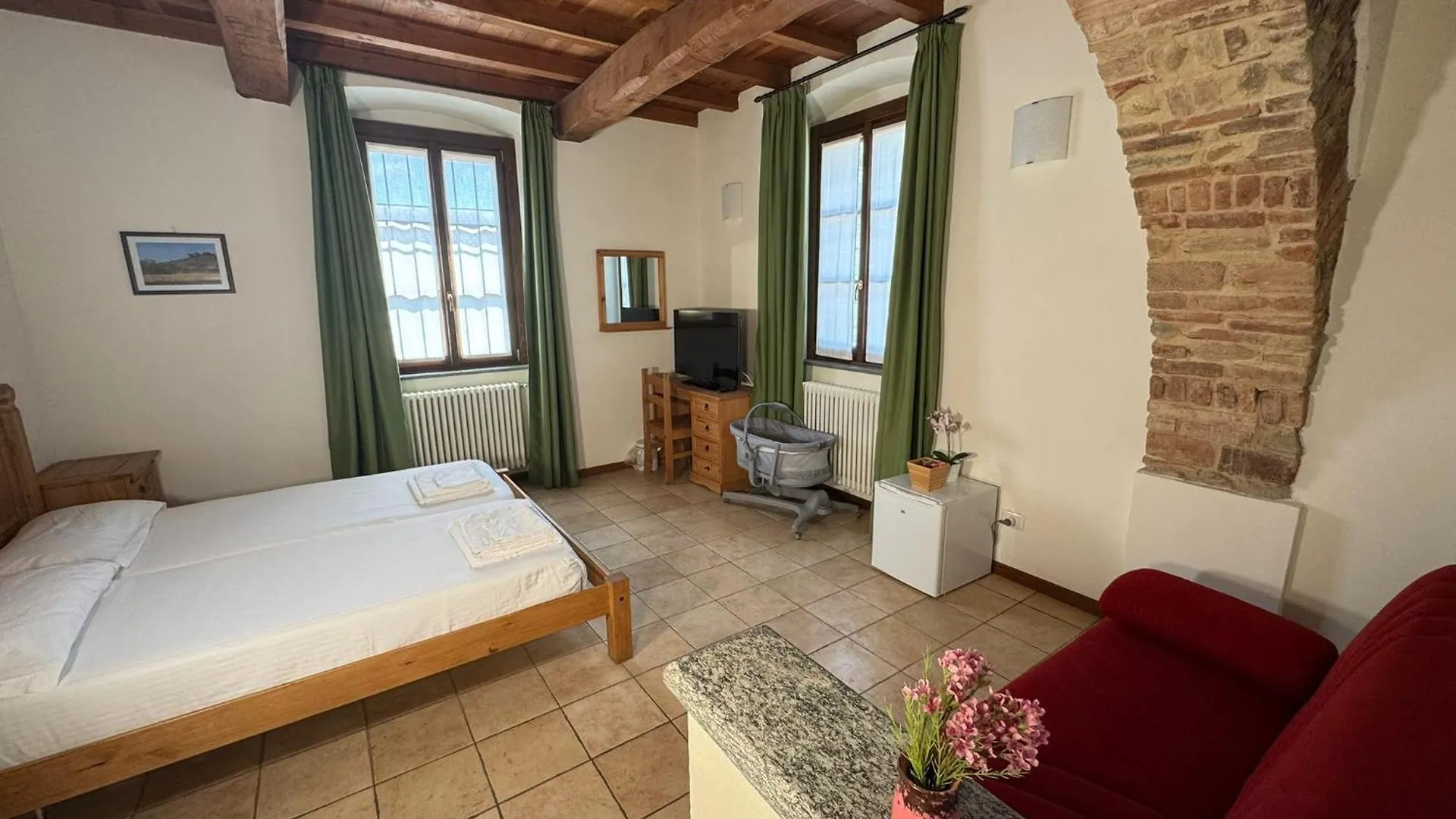Agriturismo Brusignone Besana in Brianza Κατάλυμα σε φάρμα